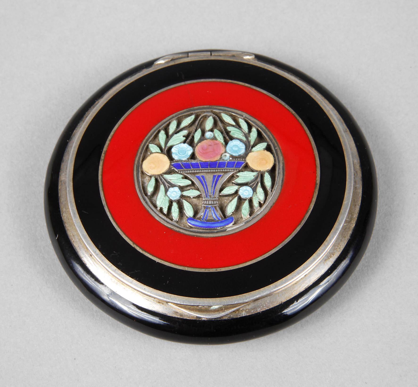 Feine Puderdose Silber