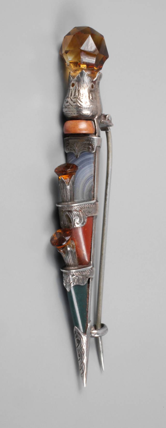 Art déco-Anstecknadel