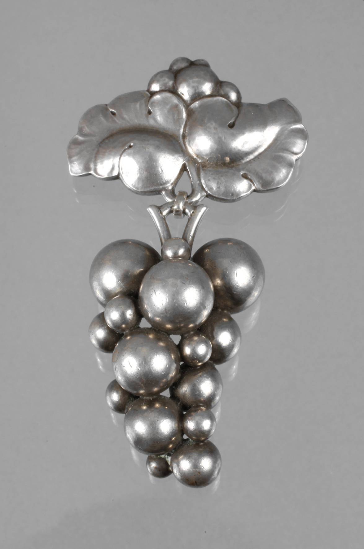 Georg Jensen Weintraubenbrosche Harald Nielsen