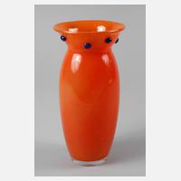 Vase mit Butzendekor111
