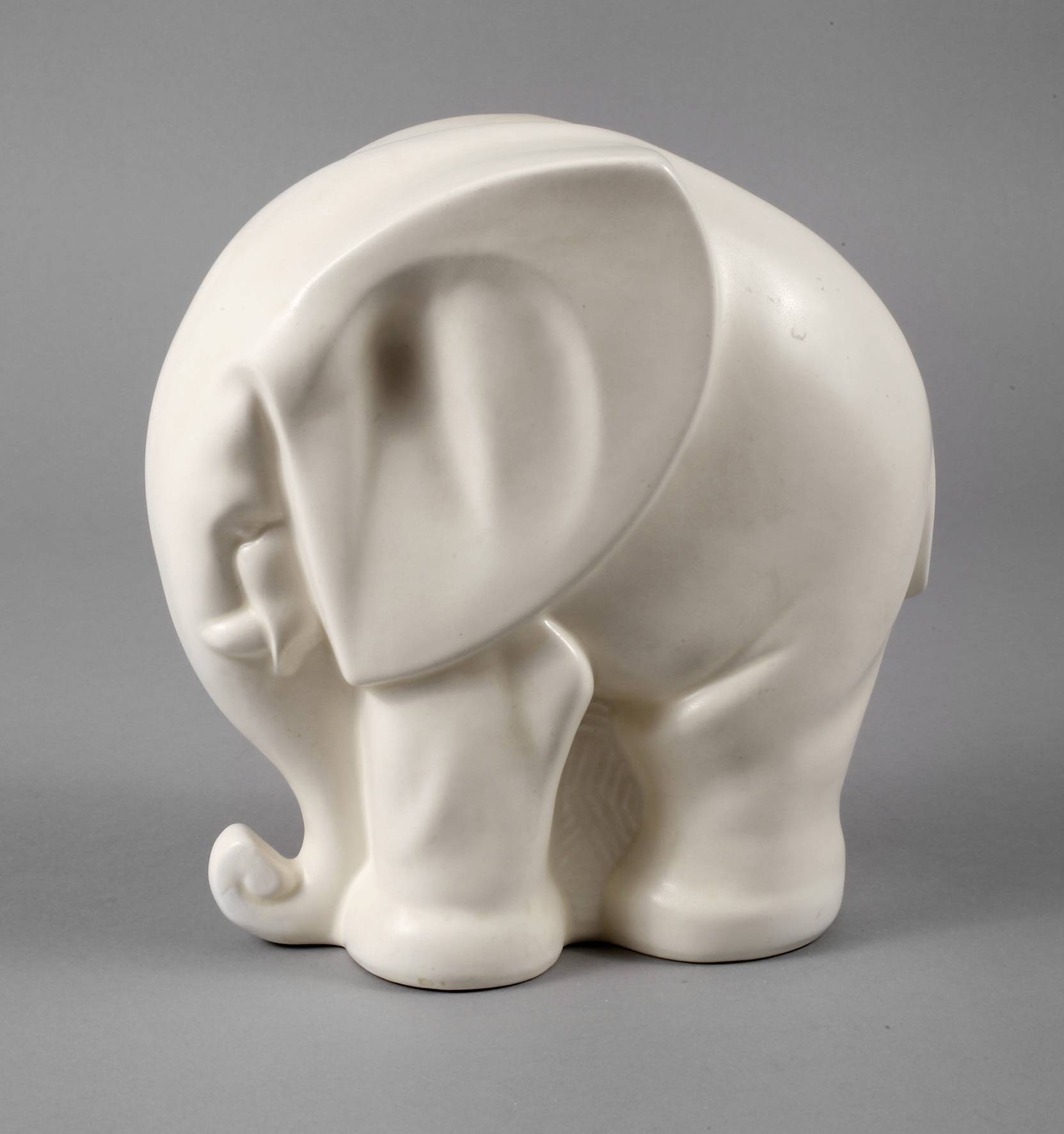 Elefant Spodes Velamour England