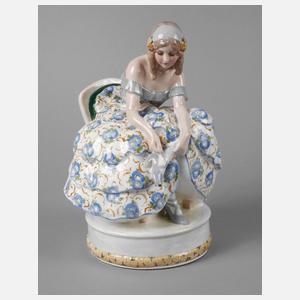 Goldscheider Wien ”Tänzerin beim Schuhe schnüren”