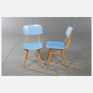 Küchentisch und vier Stühle