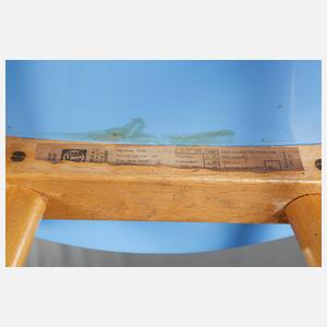 Küchentisch und vier Stühle