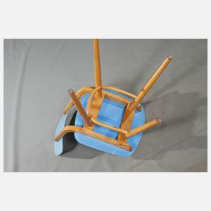 Küchentisch und vier Stühle