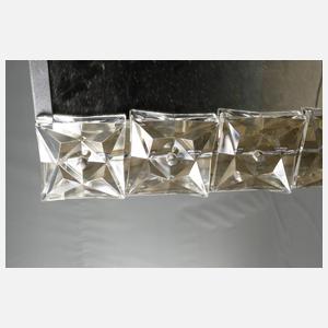 Beleuchteter Wandspiegel