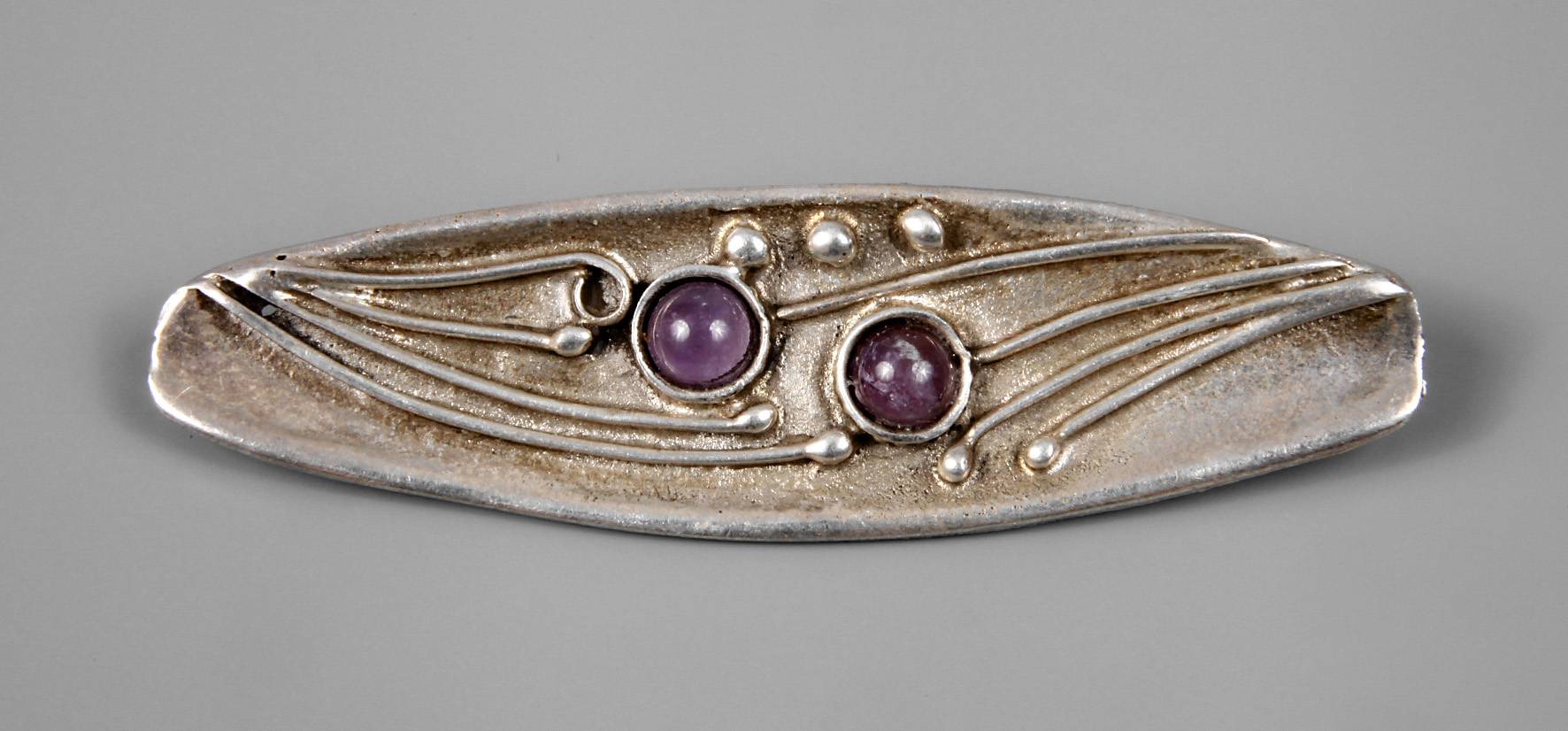 Brosche mit Amethysten