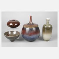 Wendelin Stahl vier Keramikobjekte111