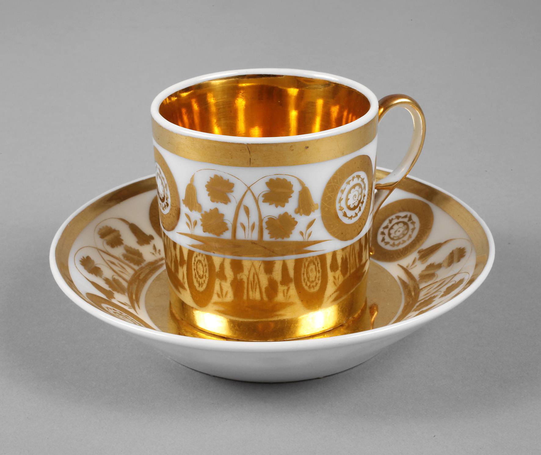 Vitrinentasse Biedermeier