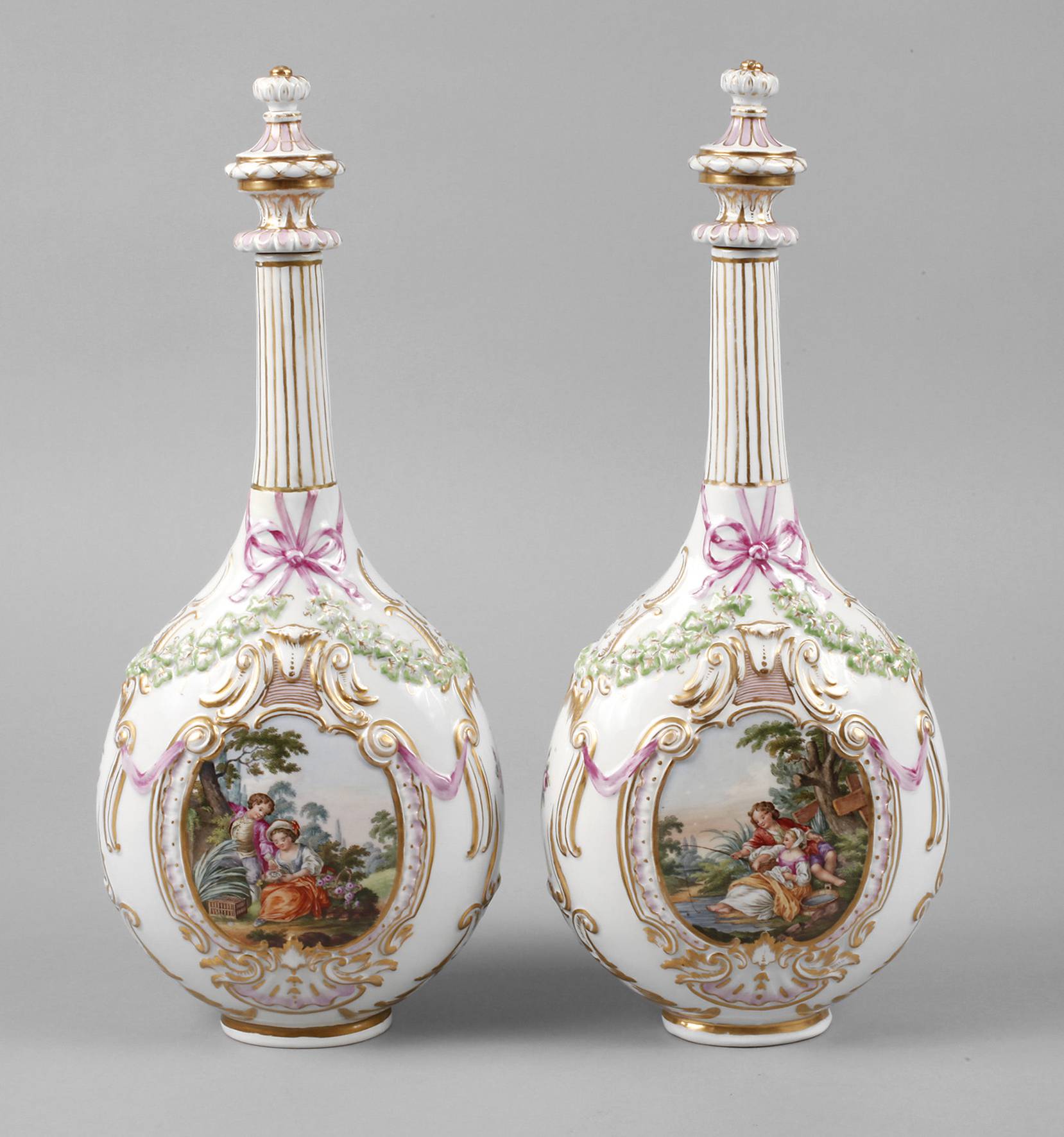 KPM Berlin Paar Flaschenvasen