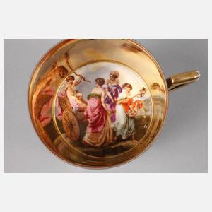 Vitrinentasse im Wiener Stil