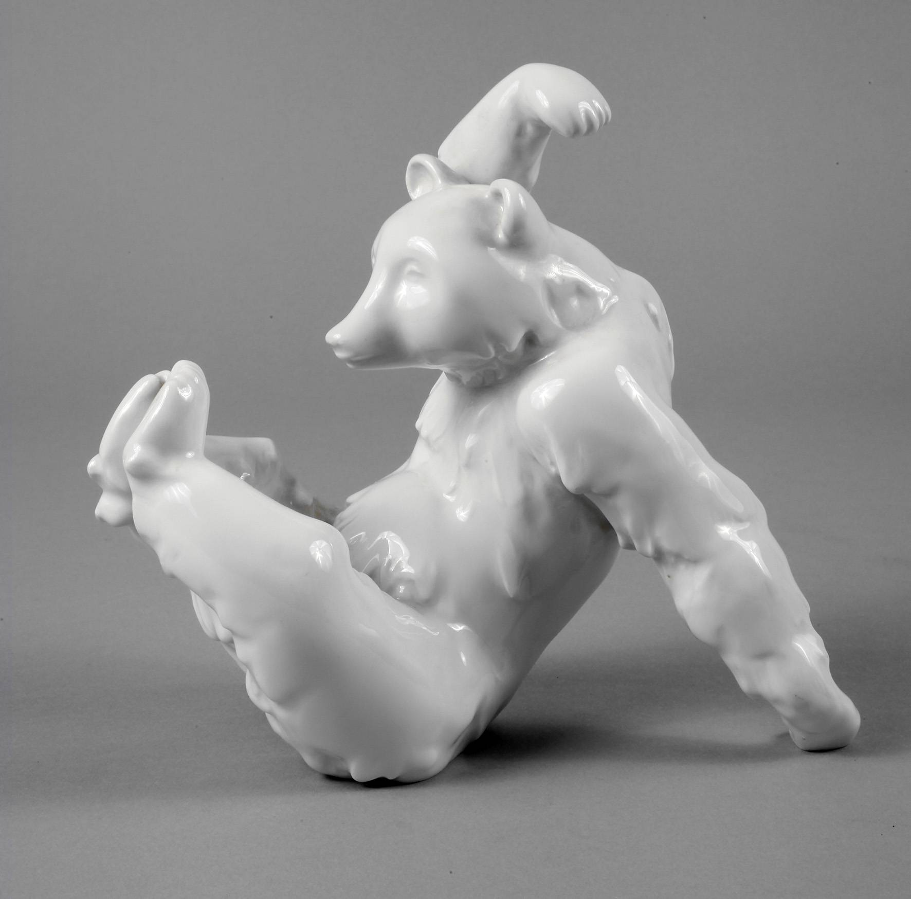 KPM Berlin ”Bär, spielend”