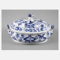 Meissen Deckelterrine ”Zwiebelmuster”111