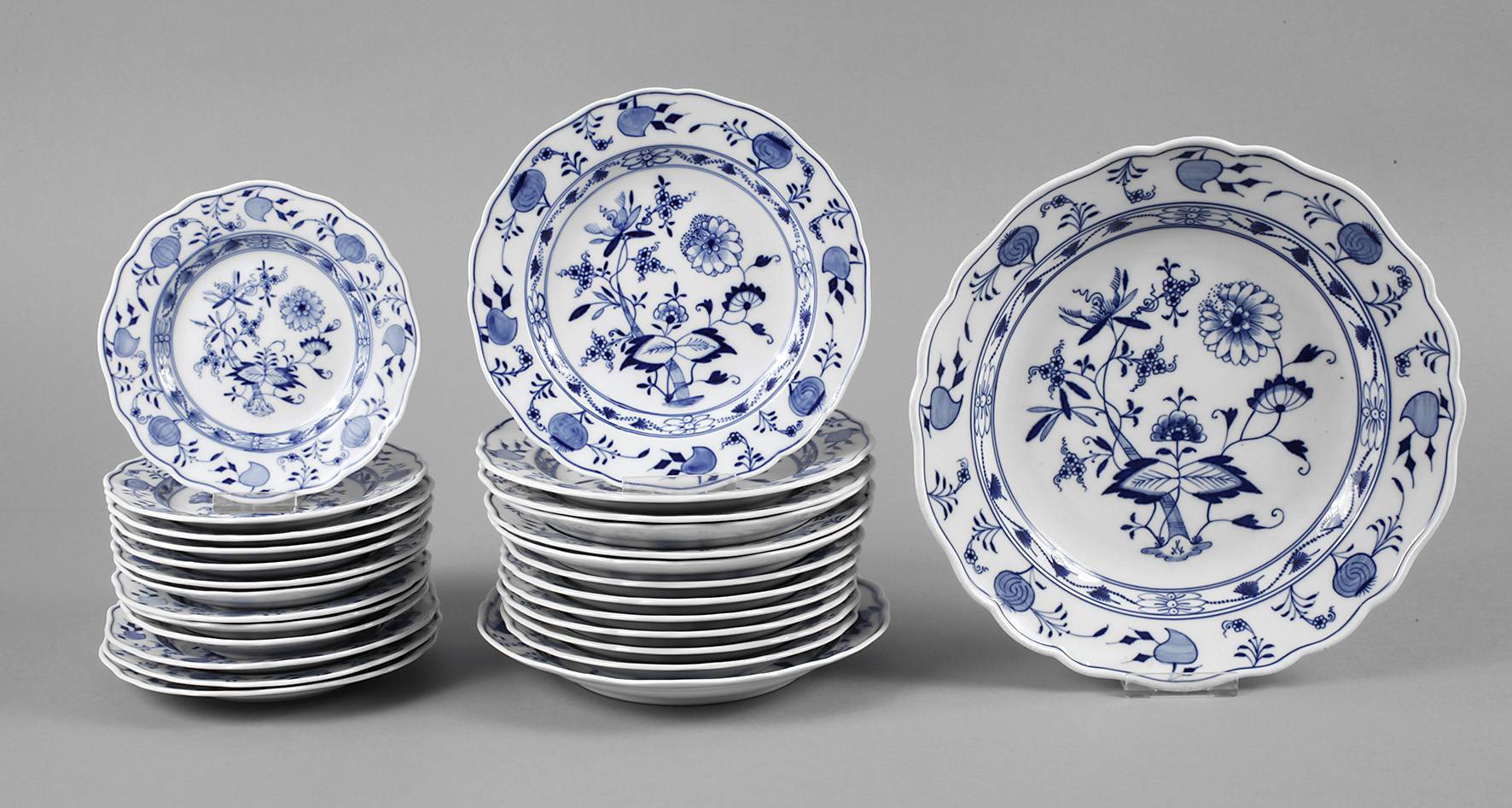 Meissen Konvolut Teller ”Zwiebelmuster”