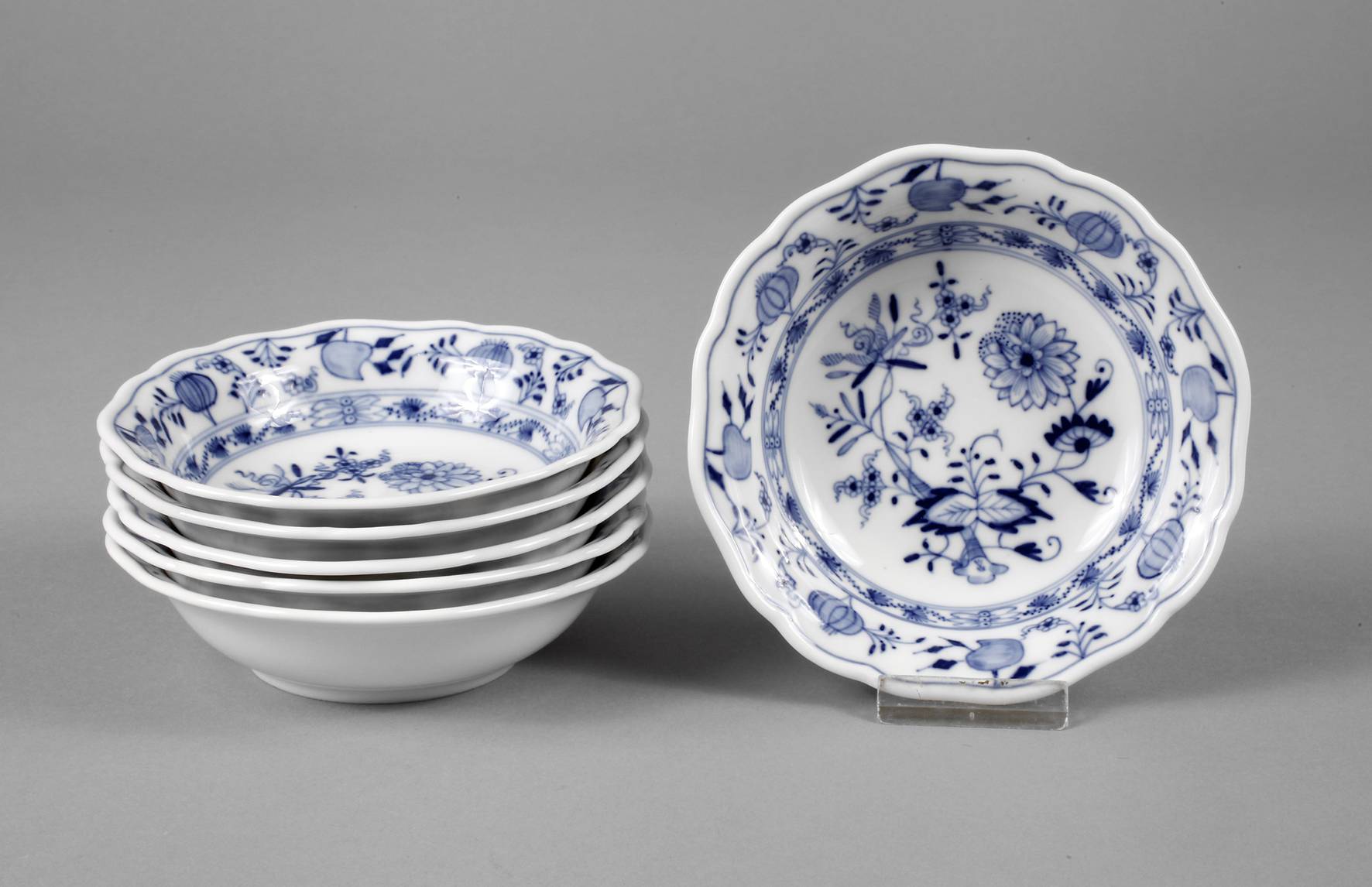 Meissen sechs Dessertschalen ”Zwiebelmuster”