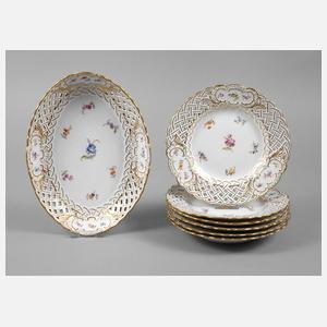 Meissen sechs Durchbruchteller und Schale ”Gestreute Blümchen”