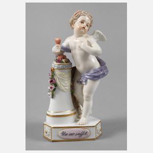 Meissen Amorette ”Un me suffit – Eines genügt mir”