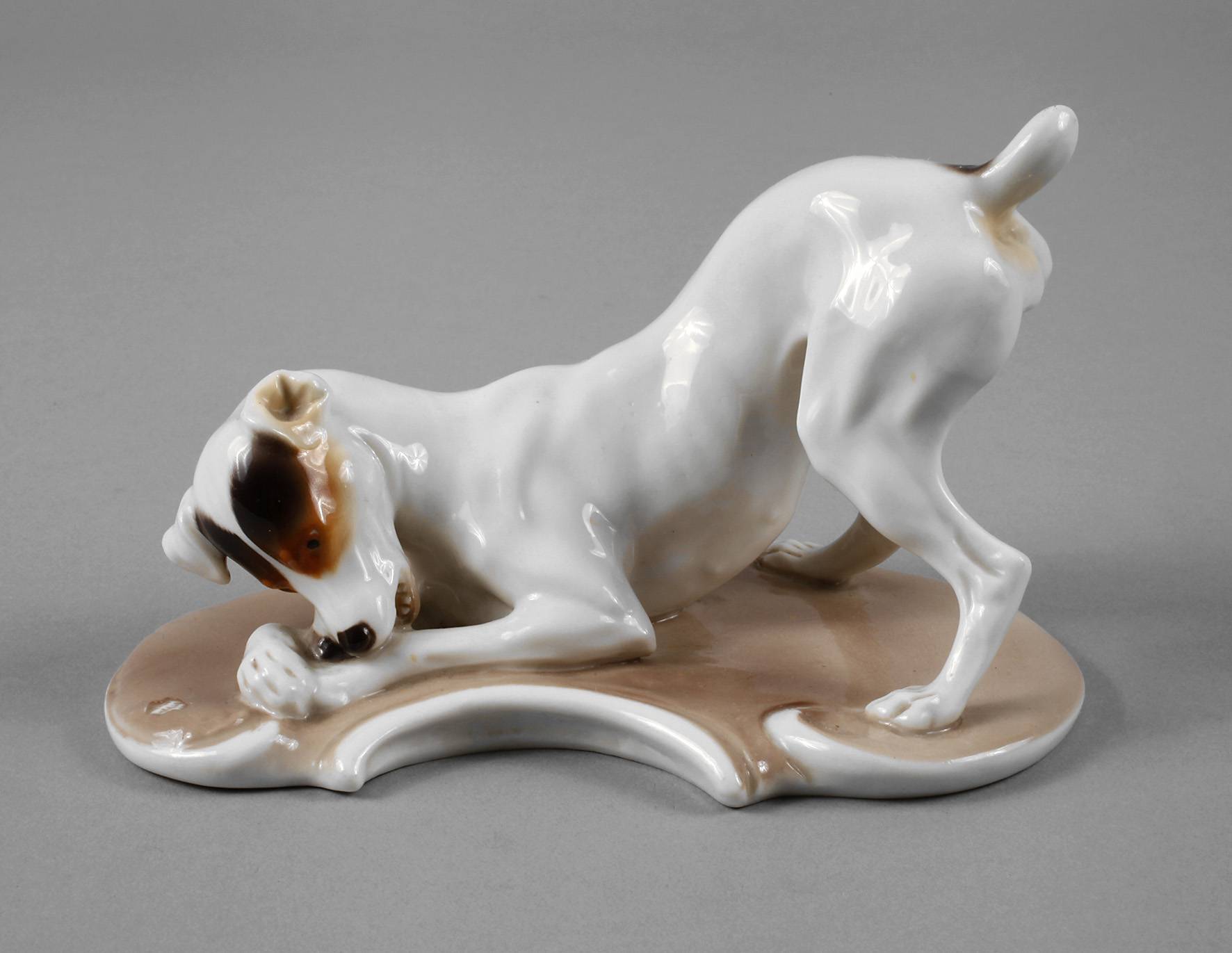 Nymphenburg ”Spielender Foxterrier”