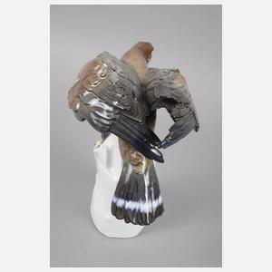 Volkstedt ”Bussard auf Felsen”