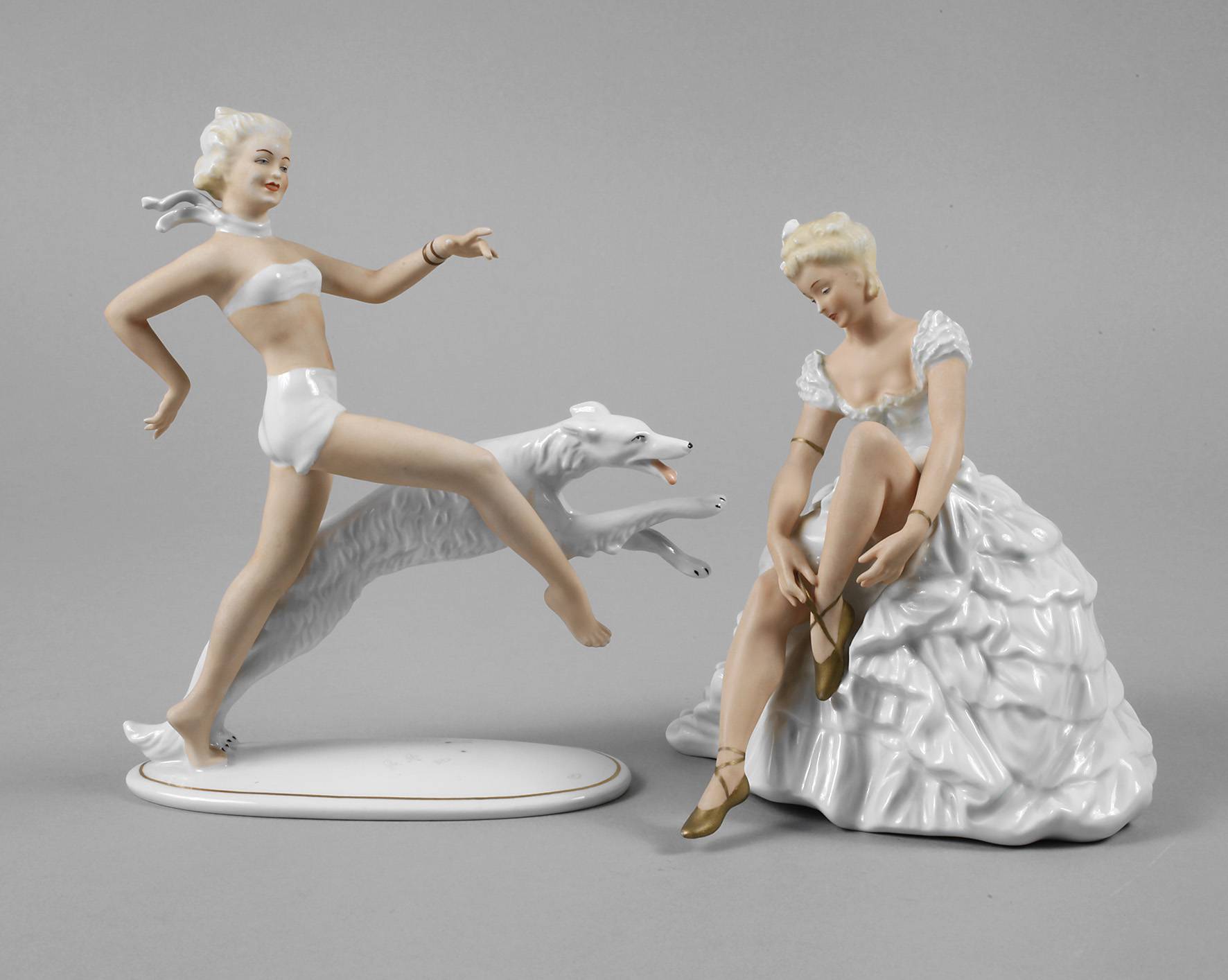 Wallendorf zwei Frauenfiguren