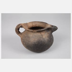 Henkeltopf mit Kannenausguss