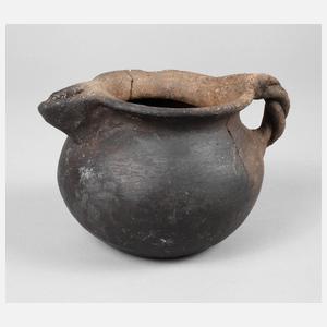 Henkeltopf mit Kannenausguss