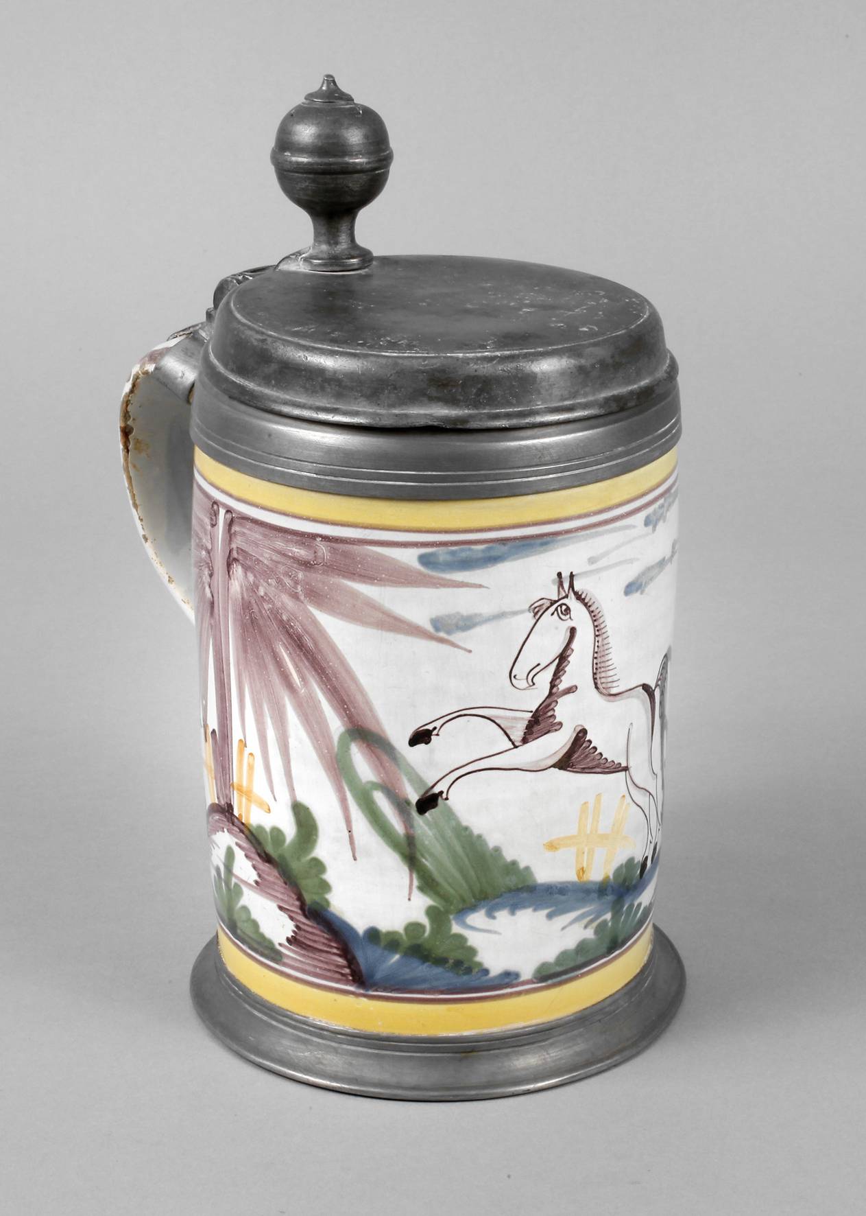 Wuchtiger Fayencewalzenkrug