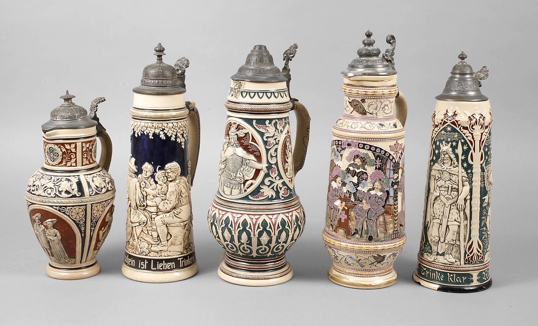 Fünf Bierkannen Historismus