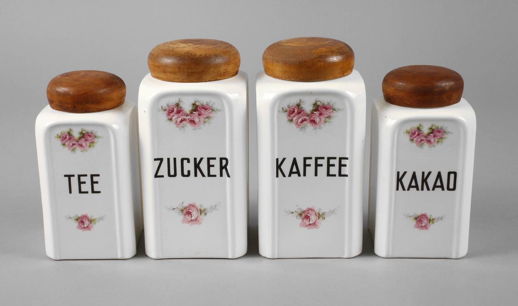 Max Roesler vier Vorratsgefäße