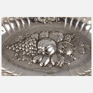 Silberschale in Barockform