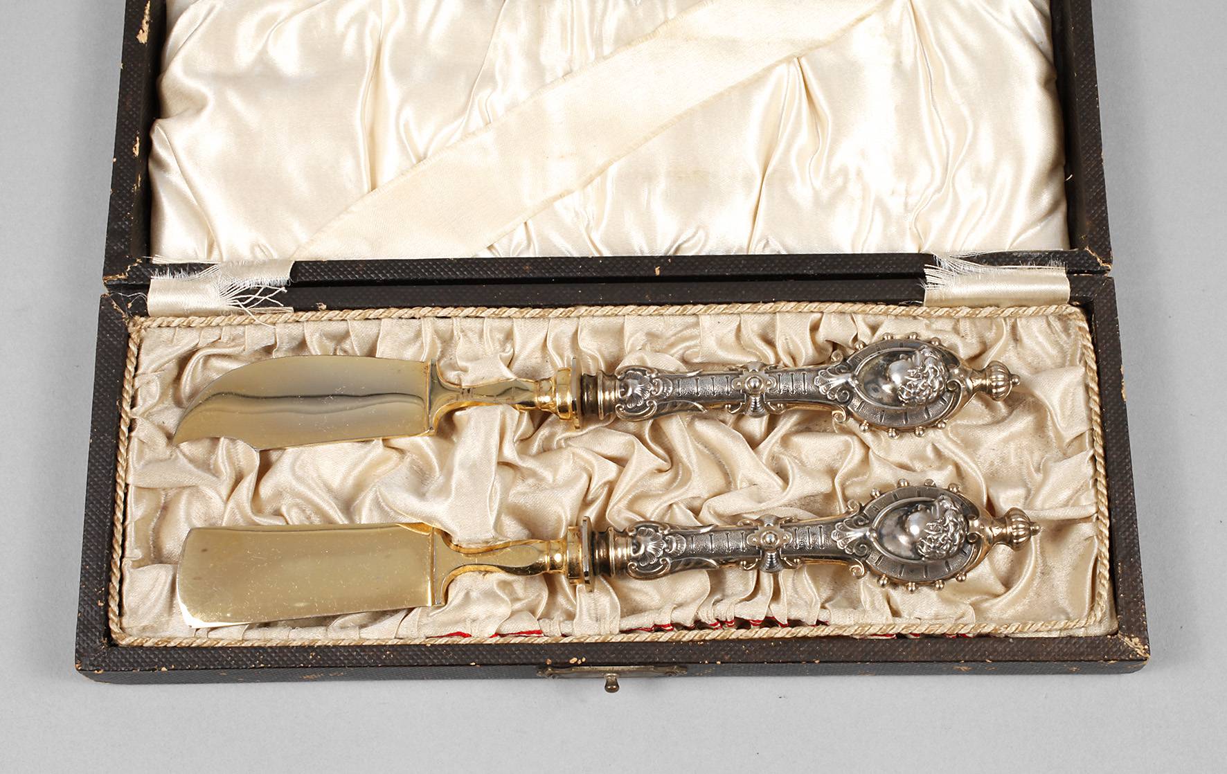 Butter und Käsemesser Historismus