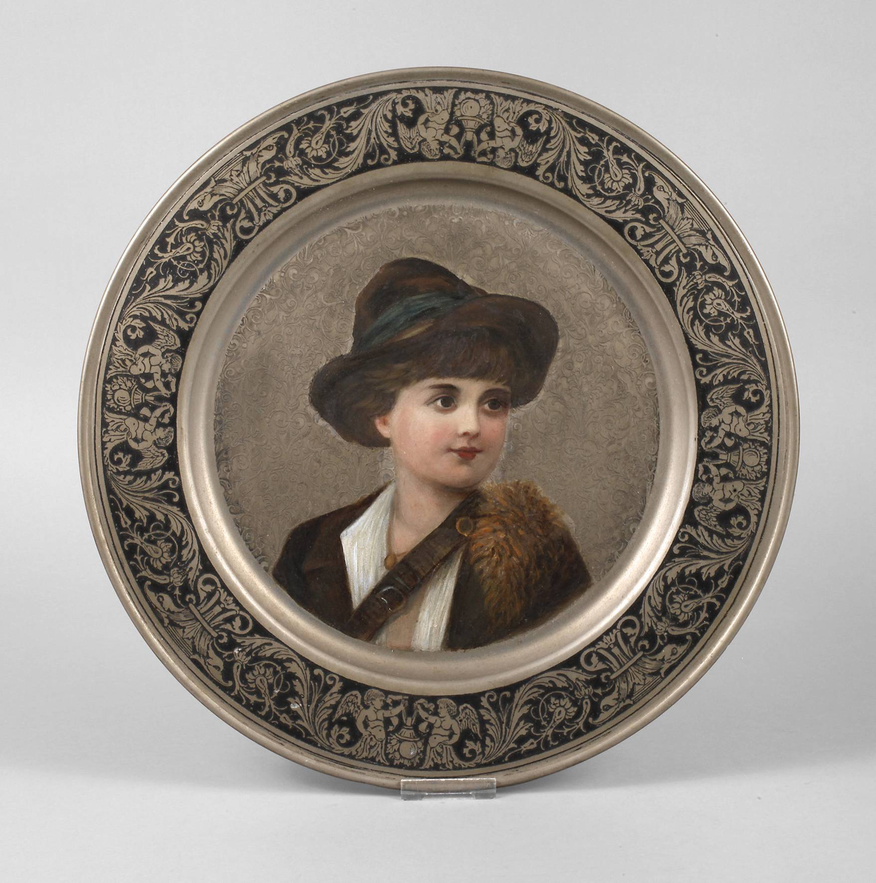 Bemalter Historismusteller