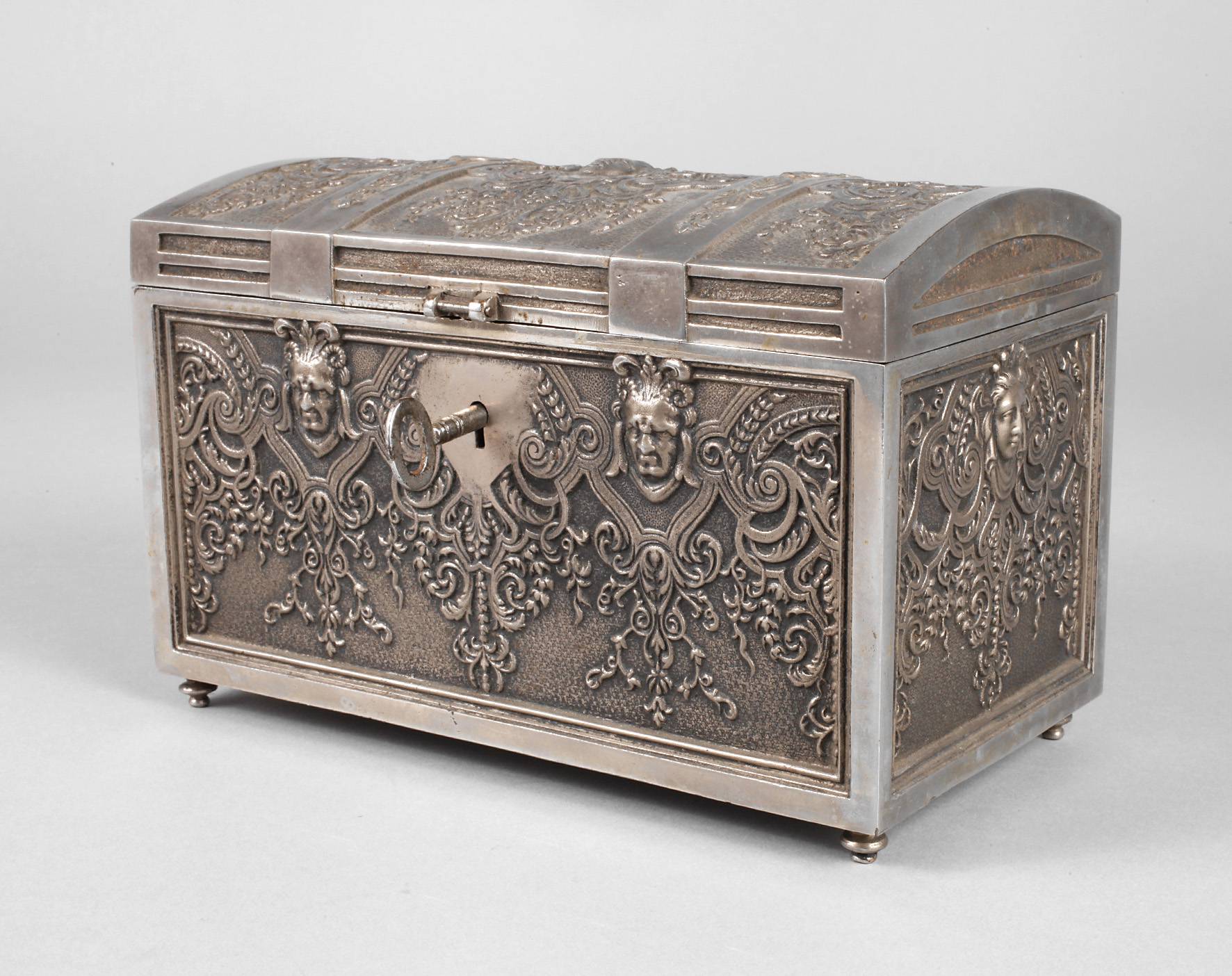 Eisenkassette Jugendstil