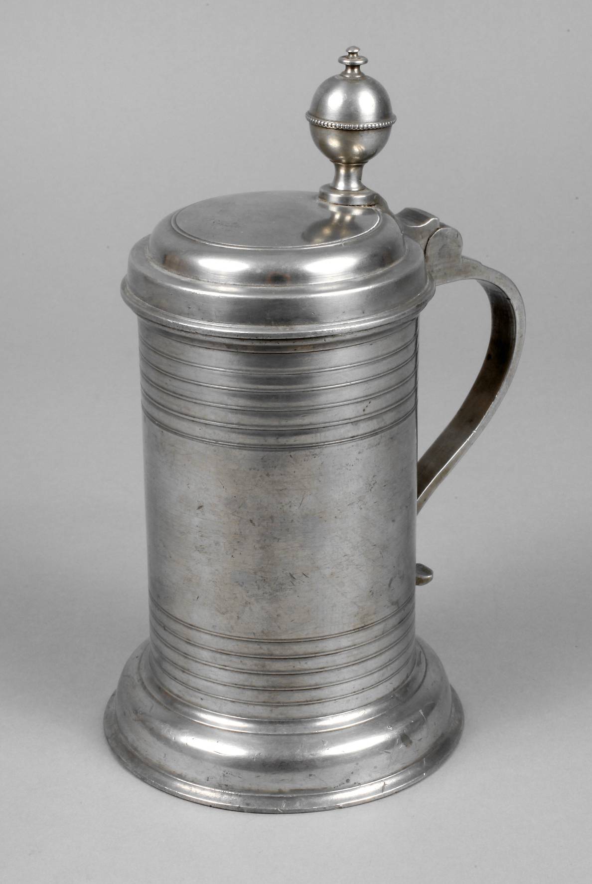 Reichenbacher Zinnwalzenkrug