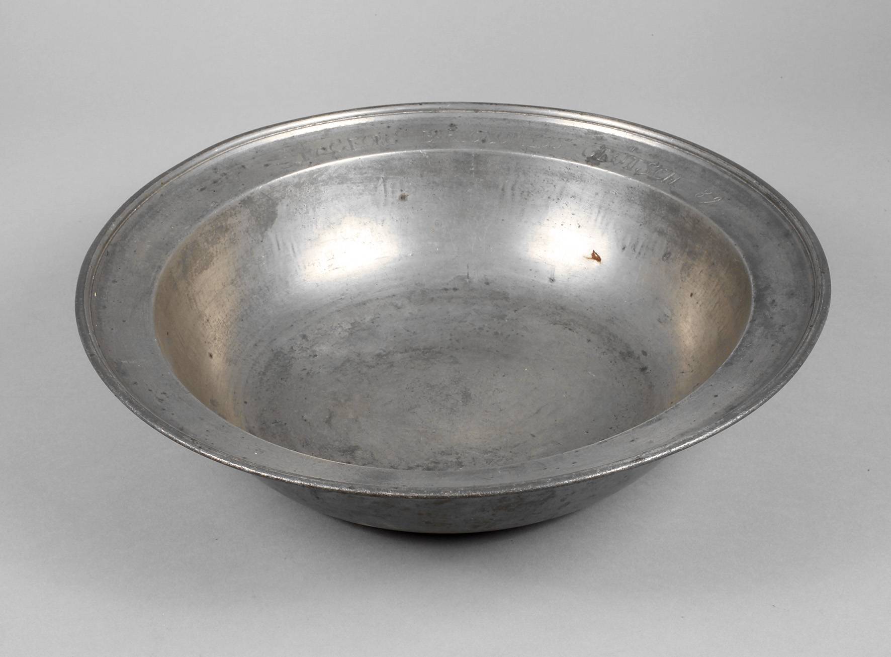 Große Zinnschüssel 1789