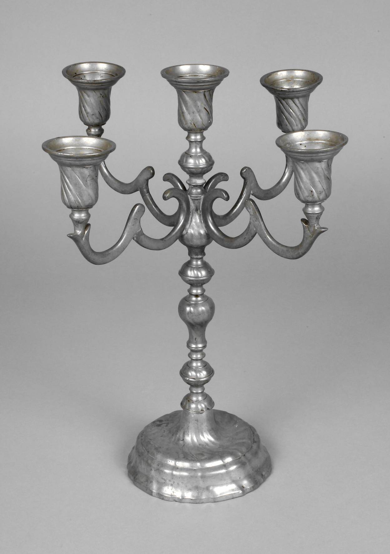 Tischleuchter für fünf Kerzen