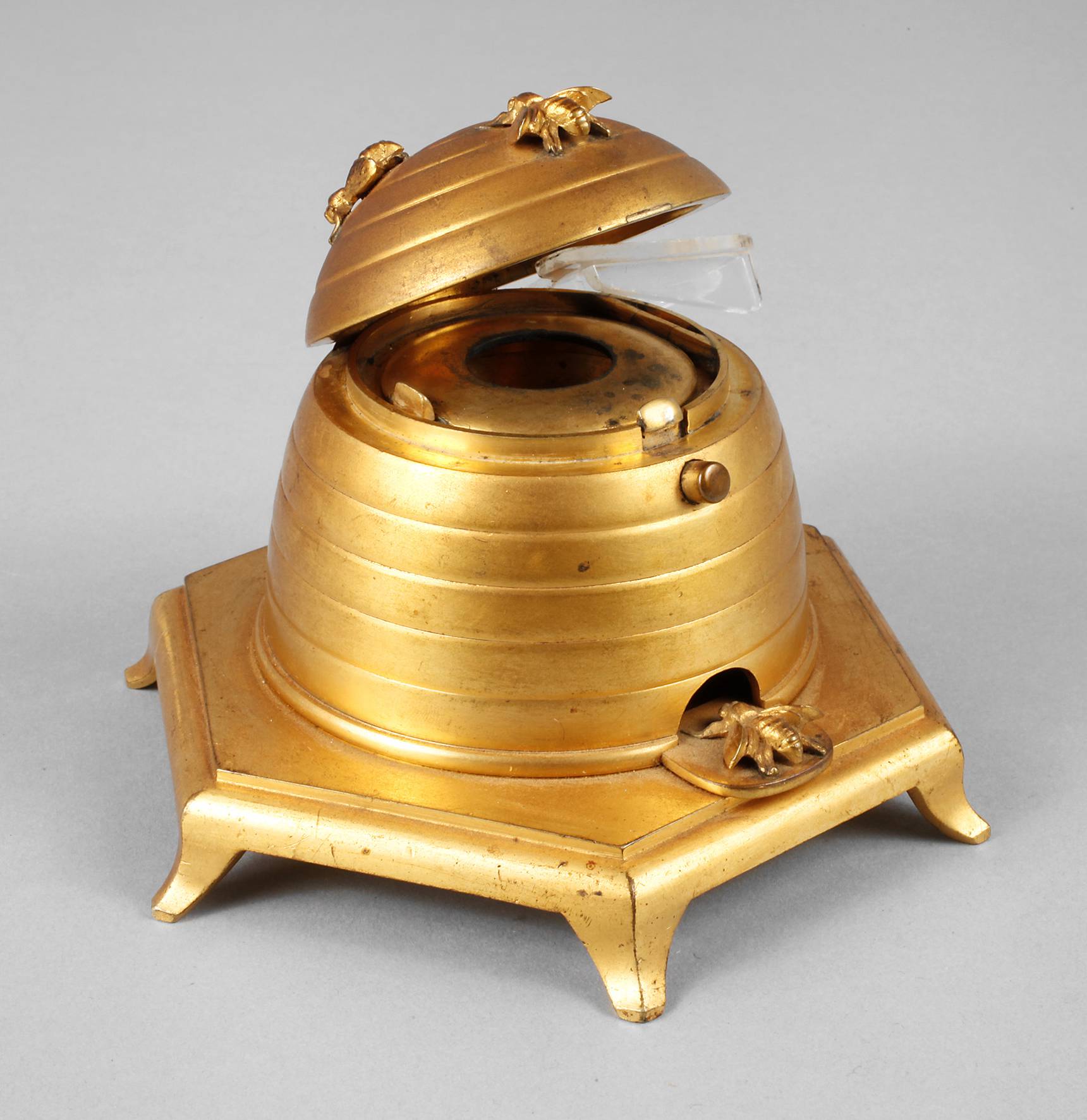 Tintenfass als Bienenkorb