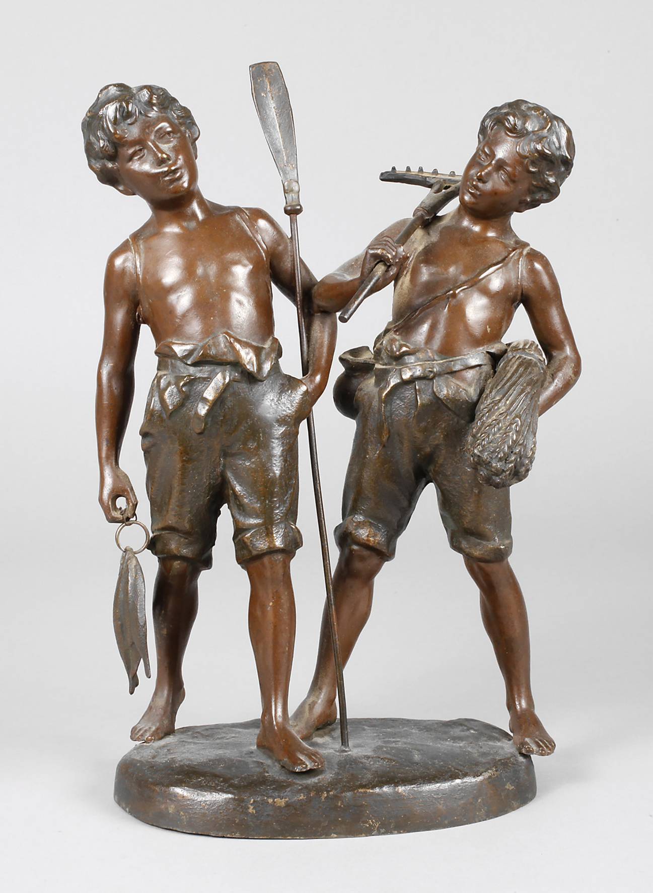 Figurengruppe zwei Bauernburschen