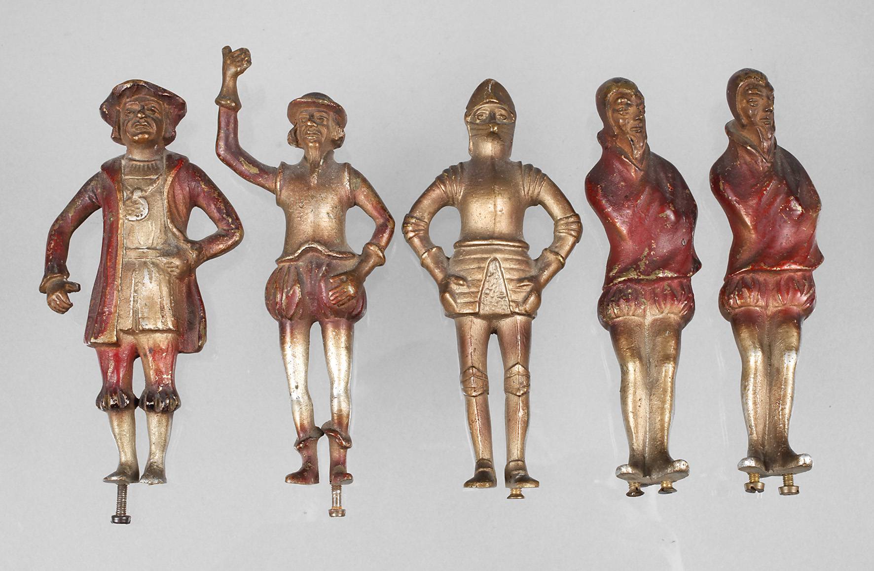 Fünf Bronzefiguren