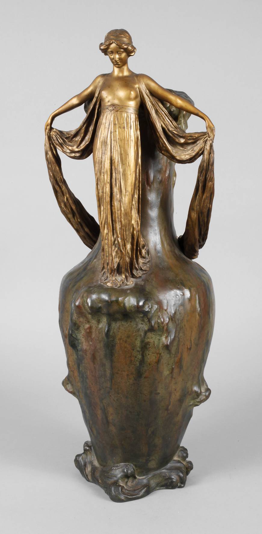 Jeanne Jozon, figürliche Jugendstilvase