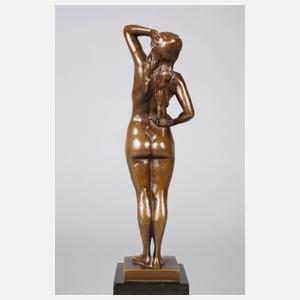 Bronze Mädchenakt am Morgen