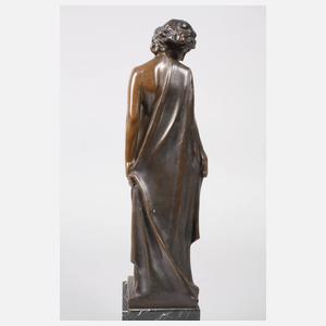 Bronzefigur ”nach dem Bade”
