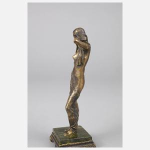 Kleinbronze Mädchenhalbakt