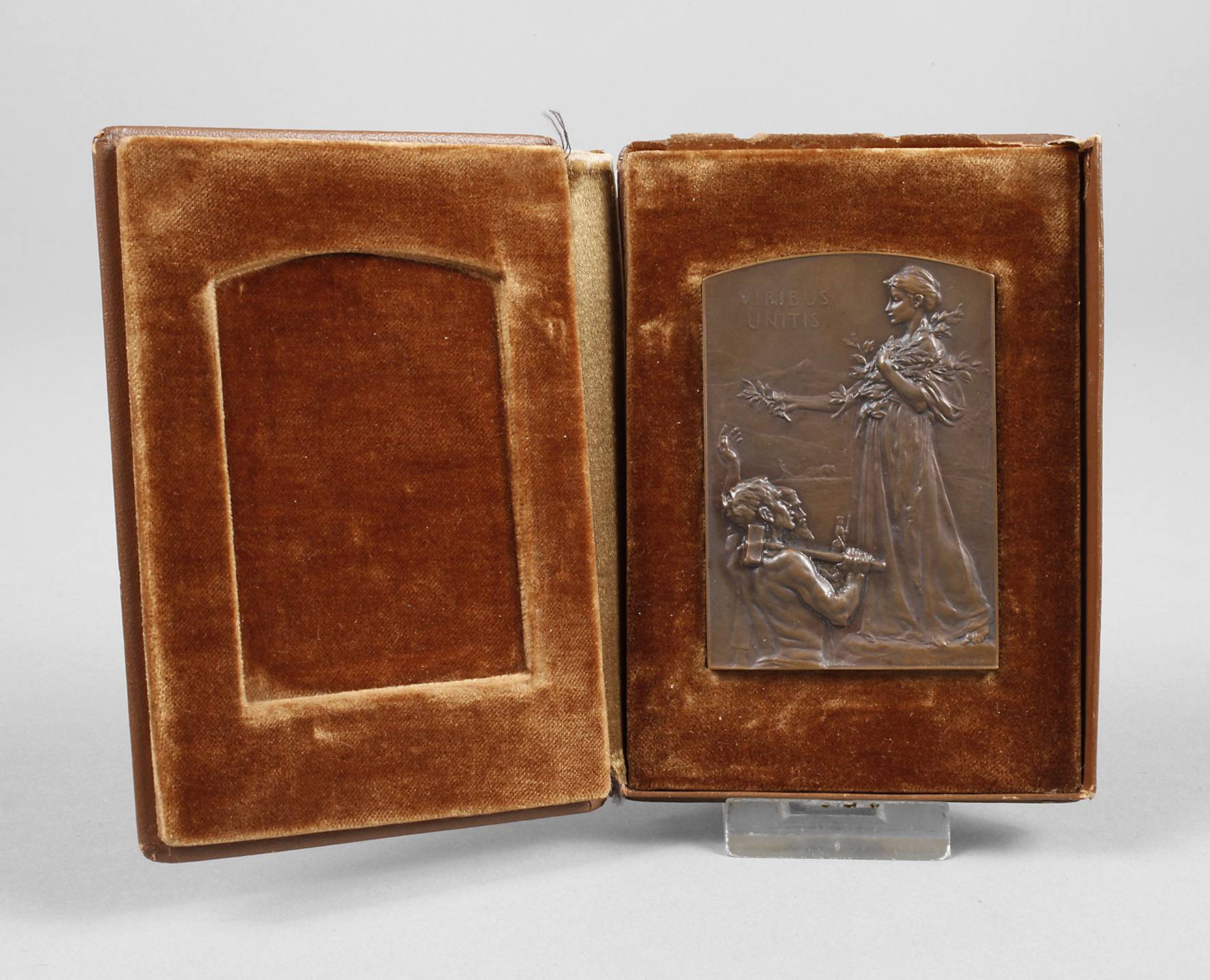 Erinnerungsplakette Weltausstellung Paris 1900