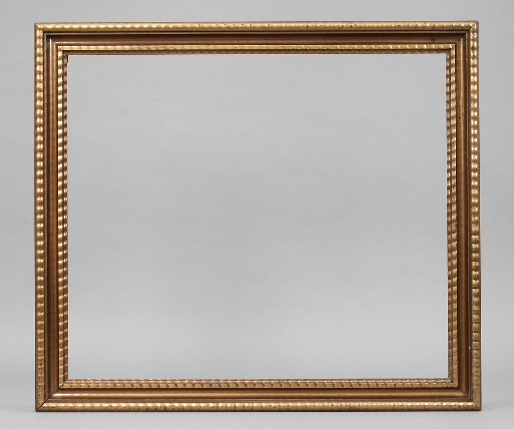 Vergoldete Wellenleiste