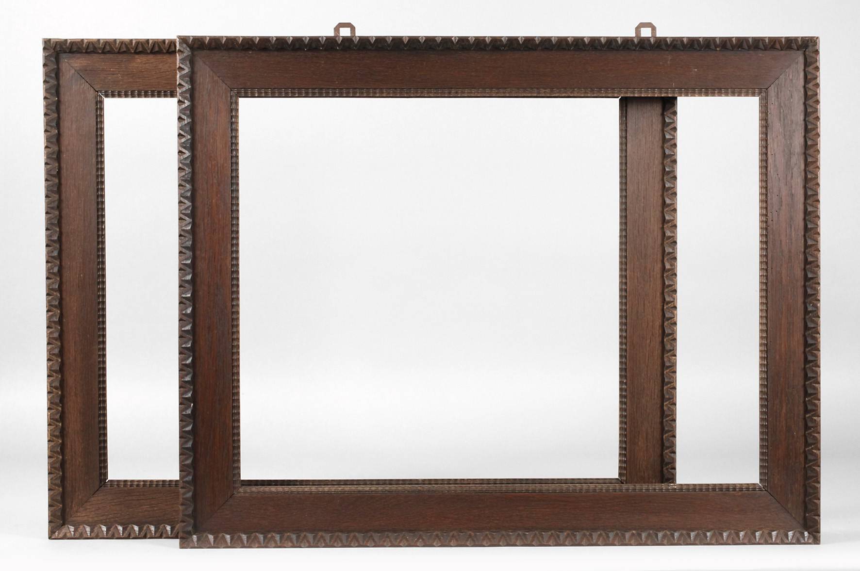 Paar geschnitzte Holzleisten