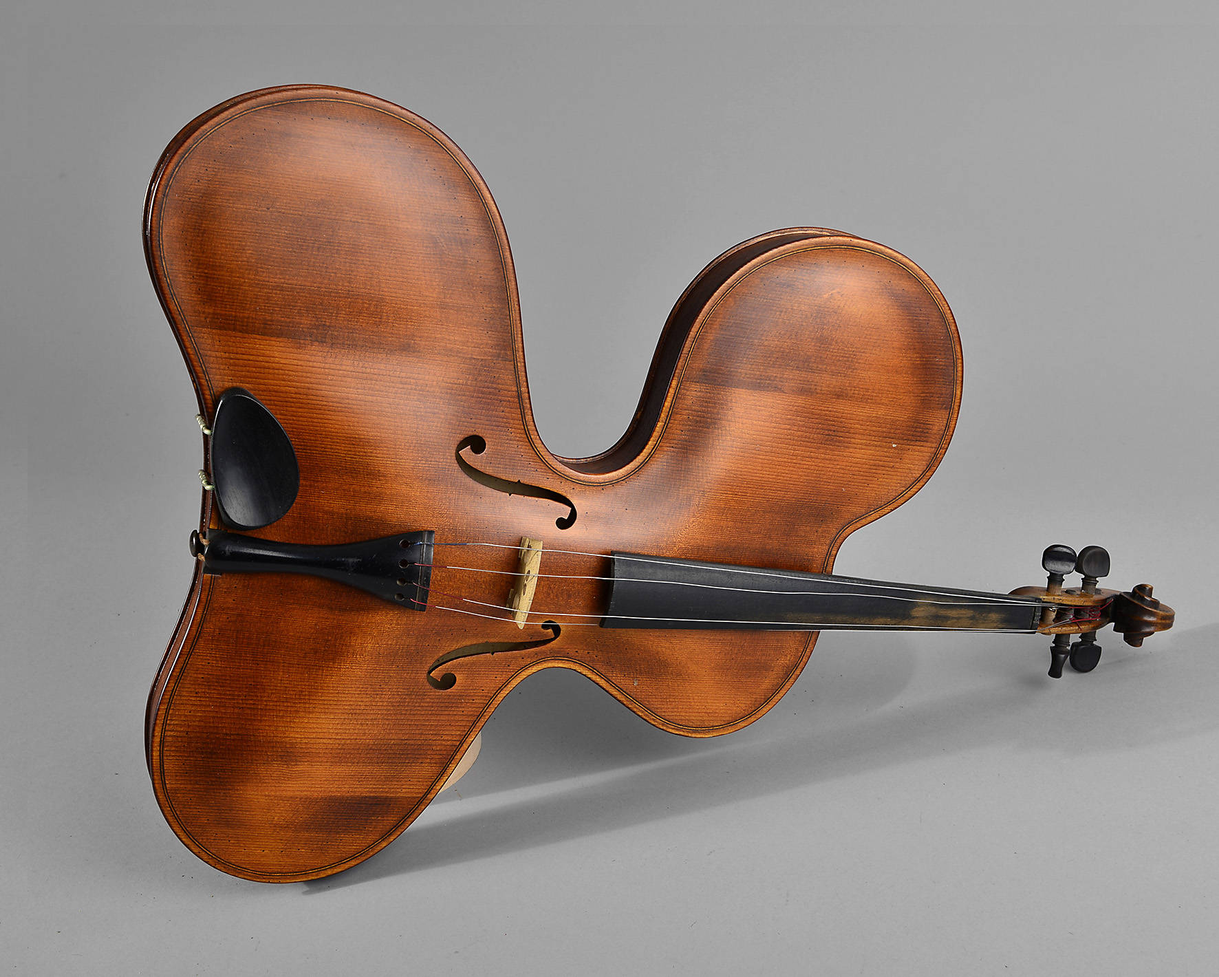 Geige ”Experimentalform”