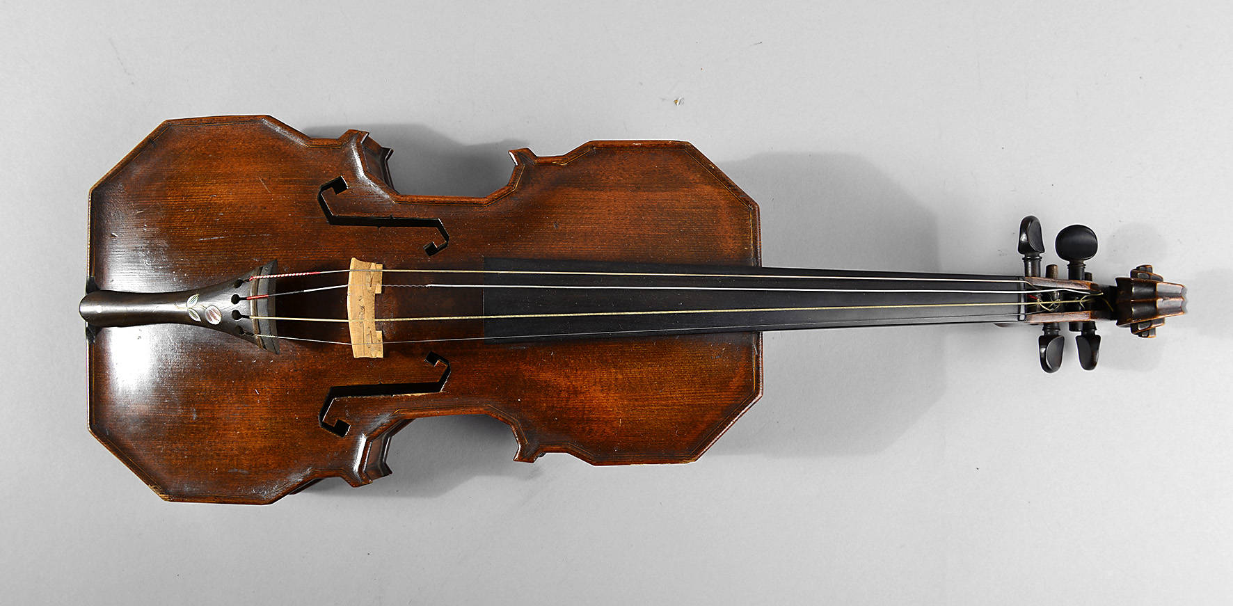 Violine in Sonderform