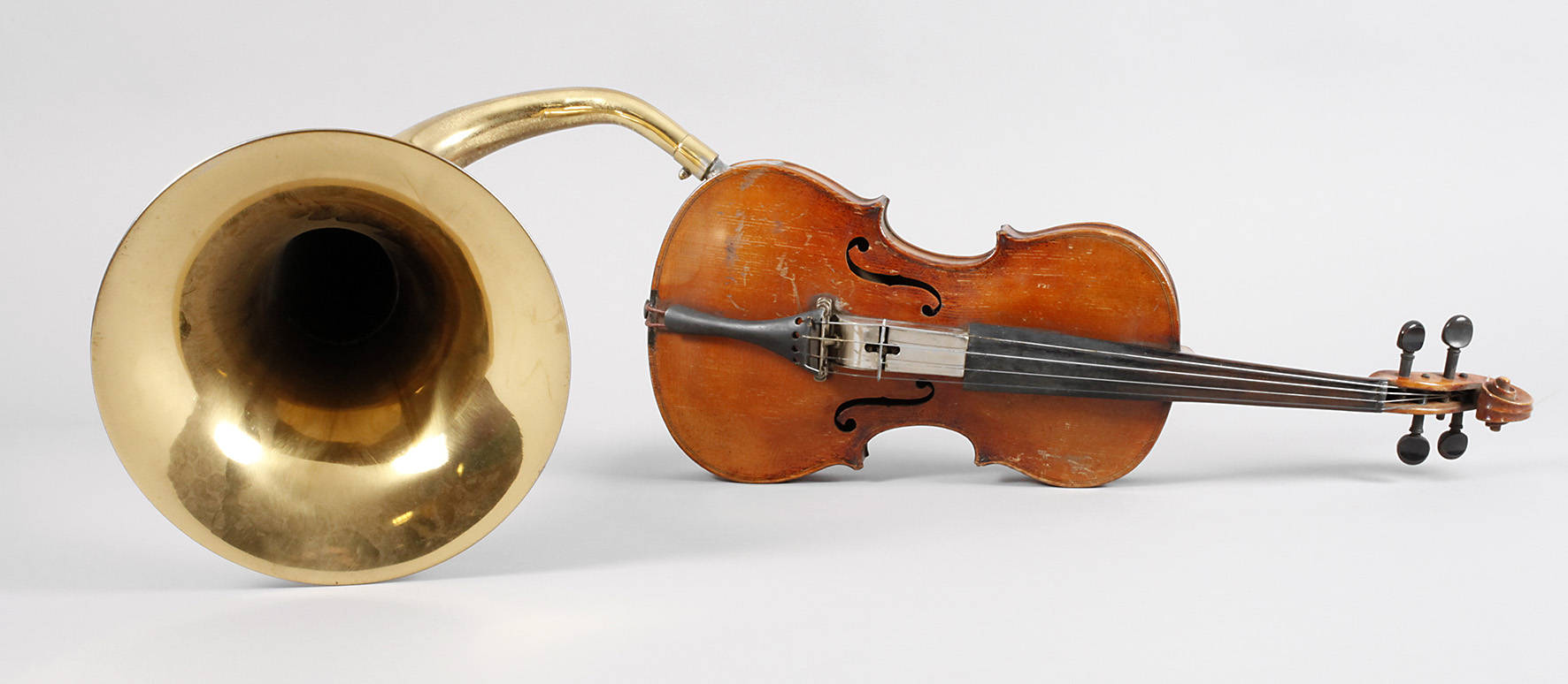 Violine mit Schalltrichter