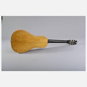 Gitarre in Birnenform